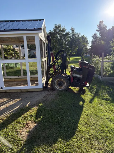 Past shed delivery and placement — photo 32