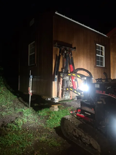 Past shed delivery and placement — photo 42