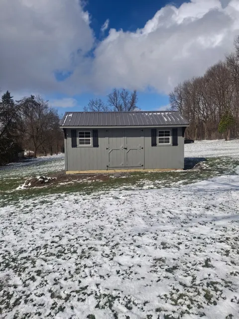 Past shed delivery and placement — photo 62
