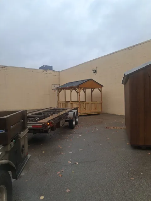 Past shed delivery and placement — photo 89